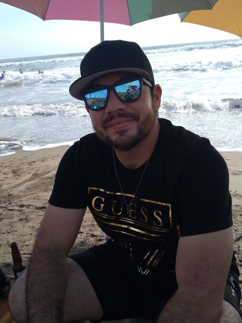 <strong>Javier Silva - Comprador de Instagram</strong>